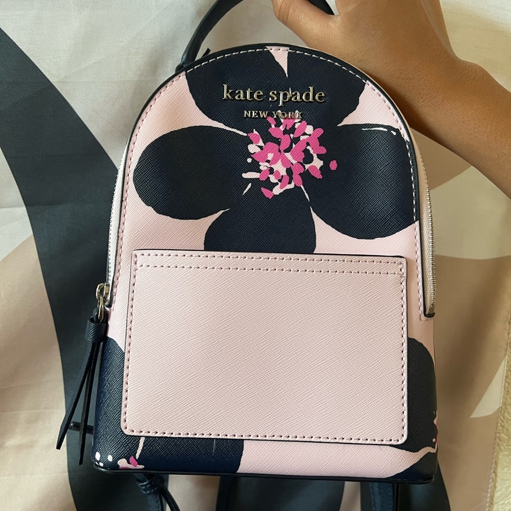 Kate spade MINI convertible backpack + med WALLET